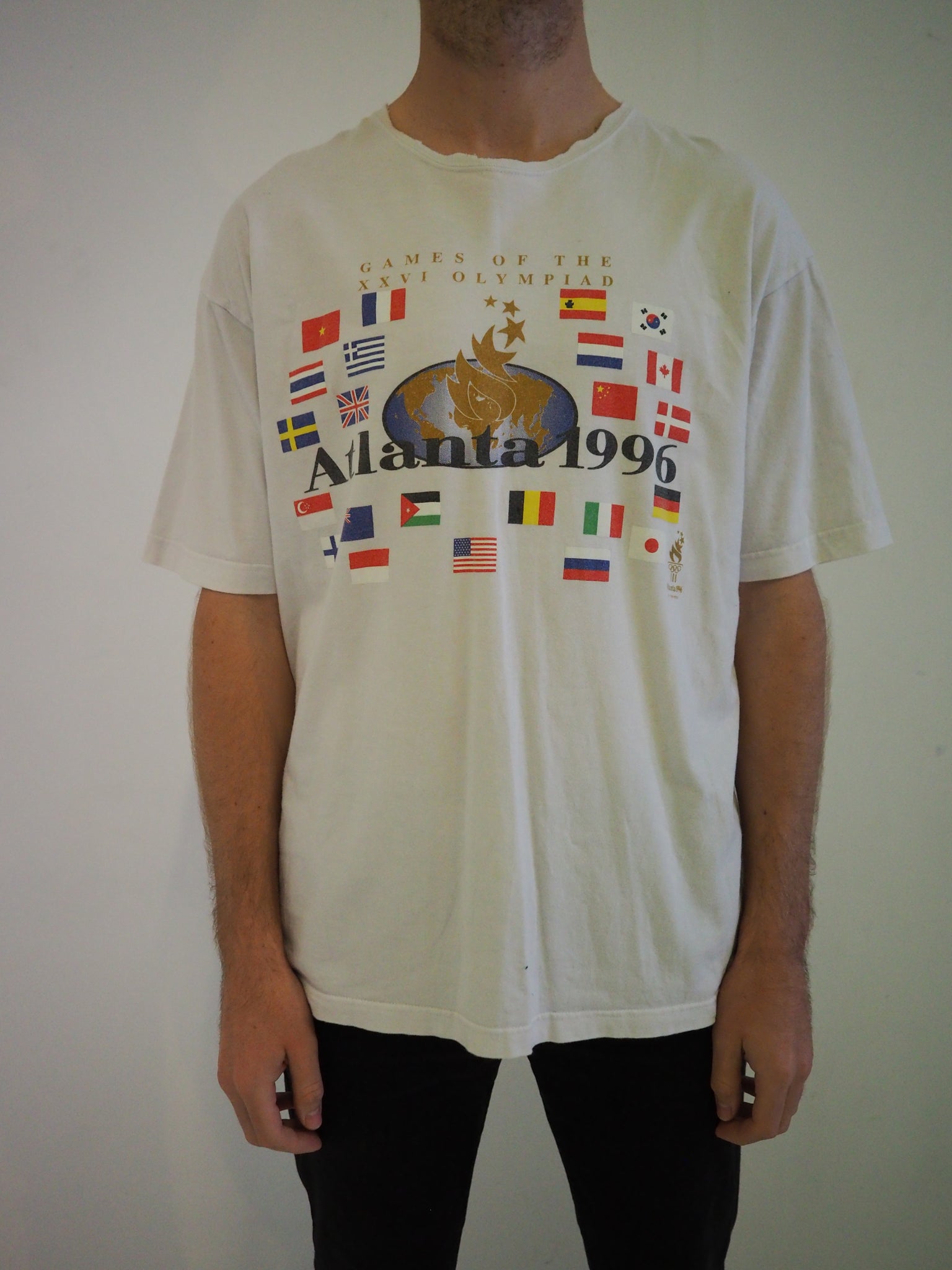 Atlanta 1996 Olympics White T-shirt with front large graphic