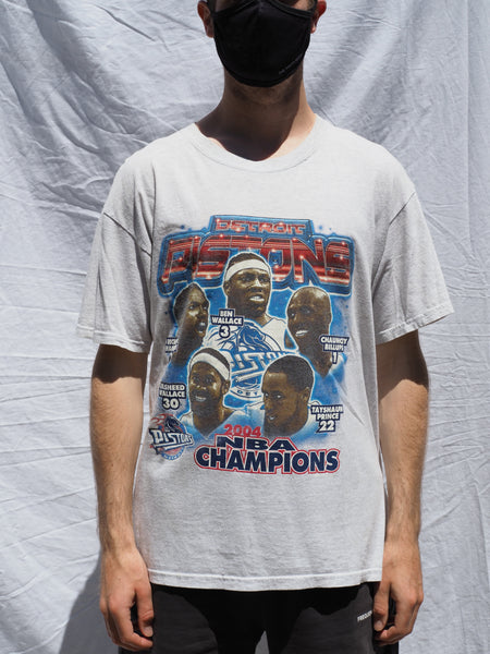 Detroit Pistons 2004 NBA Champions T-shirt